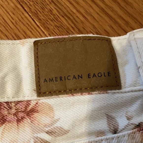 American Eagle flower-print shorts - Picture 3 of 4